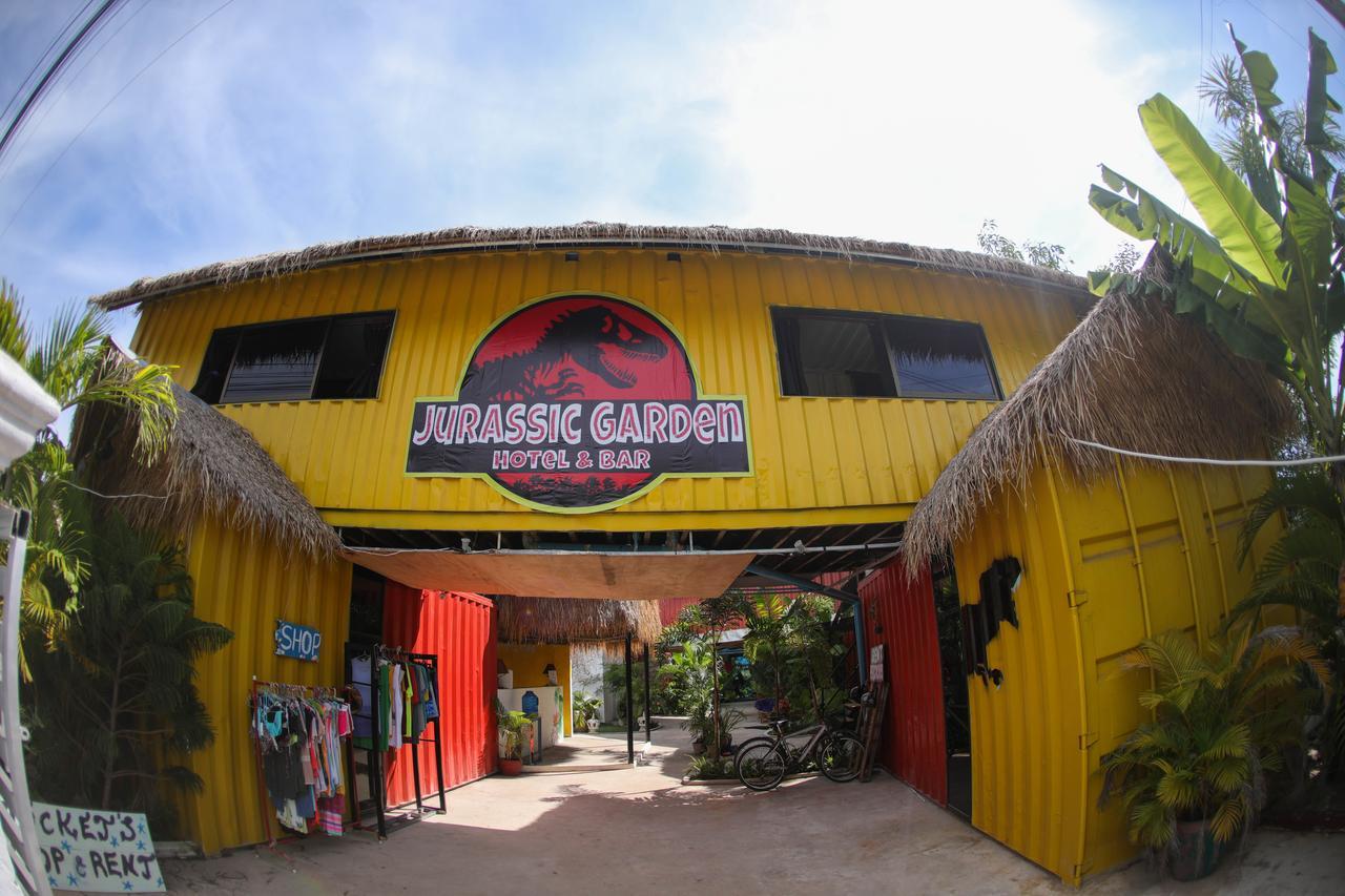 Jurassic Garden Hotel Sihanoukville Buitenkant foto